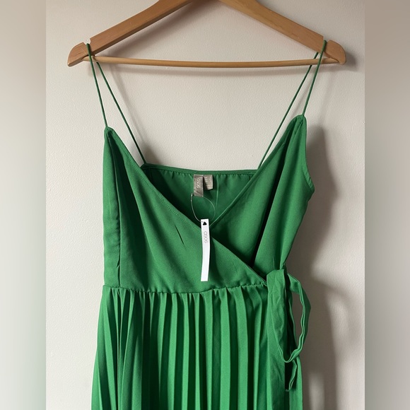 ASOS Wrap Dress Size 4 - Picture 6 of 6